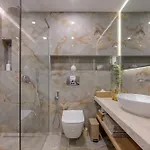 Appartement Luxury Sea View With Access - Parking & Heated Pool