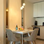 Luxury Sea View With Access - Parking & Heated Pool Appartement
