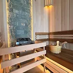 Appartement Luxury Sea View With Access - Parking & Heated Pool *