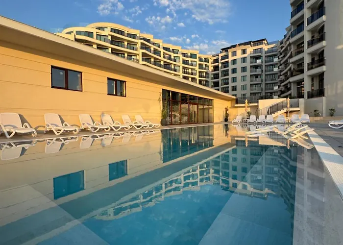 Luxury Sea Prestige - Jacuzzi, Sauna And Steam Bath דירה