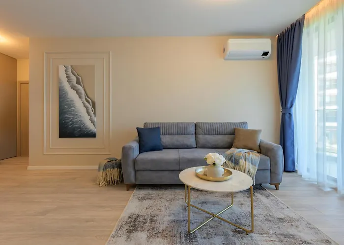 דירה Luxury Sea Prestige - Jacuzzi, Sauna And Steam Bath וארנה