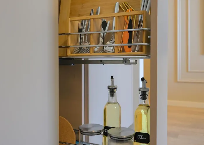 Luxury Sea Prestige - Jacuzzi, Sauna And Steam Bath דירה וארנה